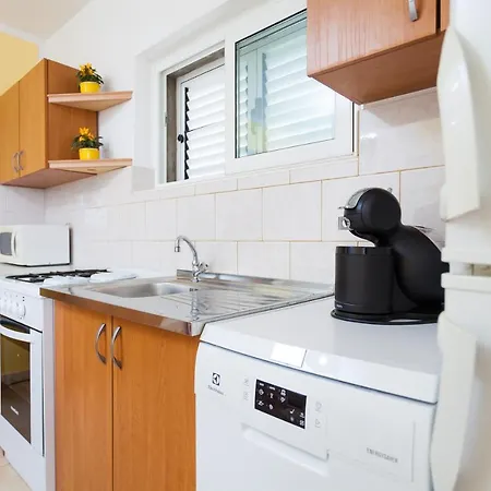度假居 Family Friendly House With A Swimming Pool Cove Stratincica, Korcula - 14472 *