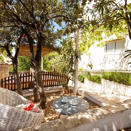 Family Friendly House With A Swimming Pool Cove Stratincica, Korcula - 14472 * 尼亚卢卡