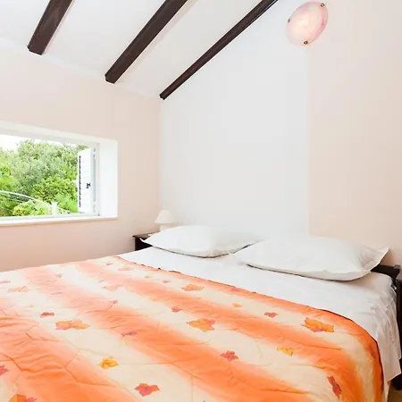 Holiday home Family Friendly House With A Swimming Pool Cove Stratincica, Korcula - 14472