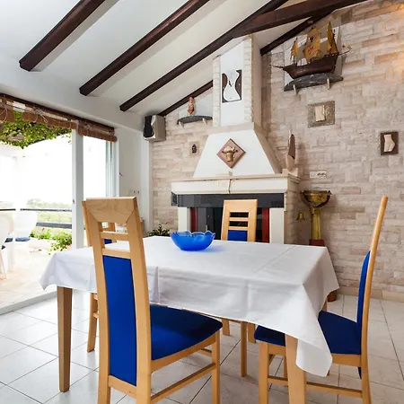 Casa vacanze Family Friendly House With A Swimming Pool Cove Stratincica, Korcula - 14472 Vela Luka
